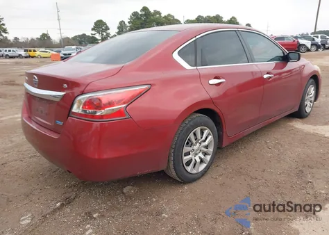 2014 Nissan Altima 2.5/2.5 S/2.5 Sl/2.5 Sv z USA, uszkodzony, nr VIN 1N4AL3AP9EC283938